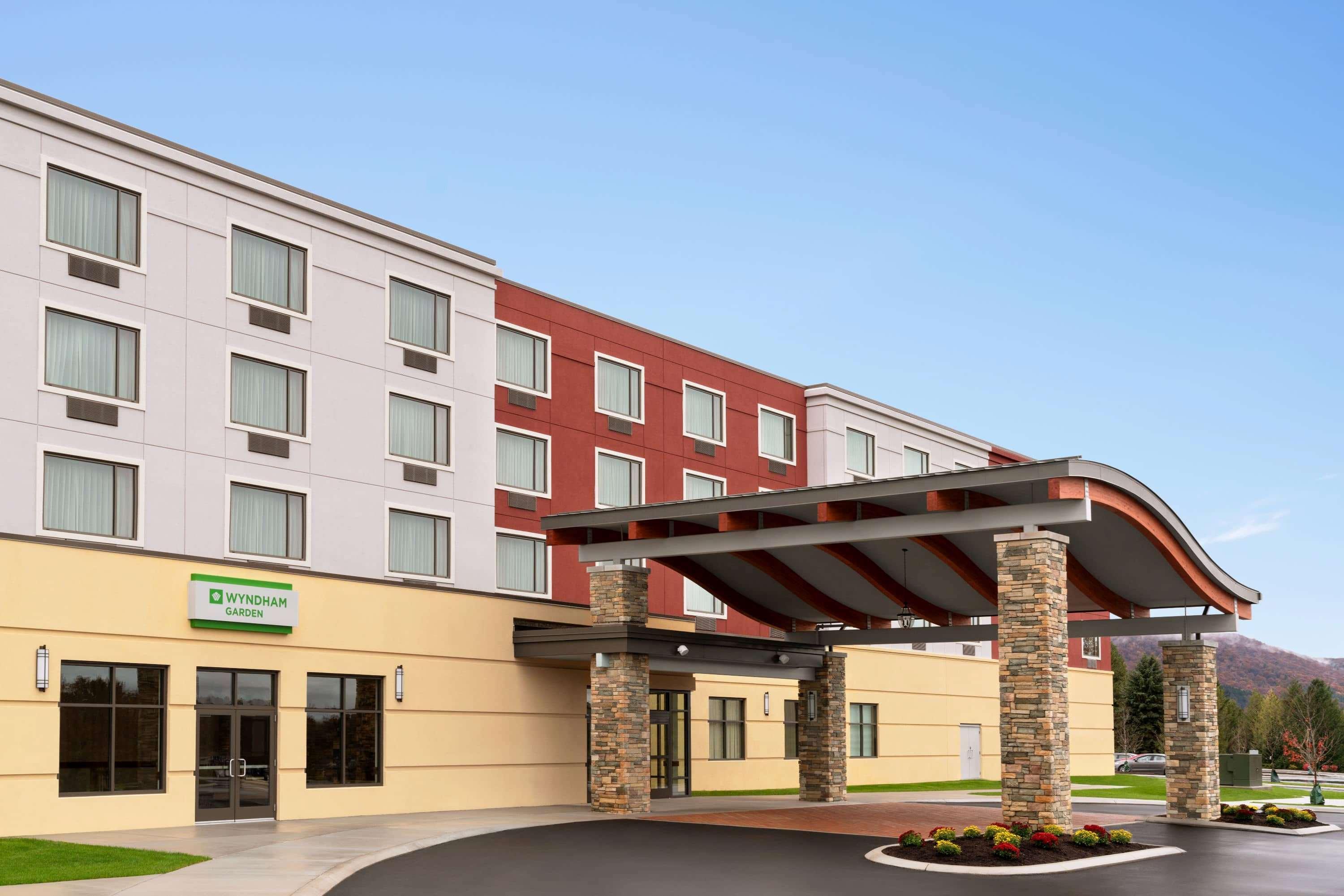 Wyndham Garden State College Hotel Boalsburg Exterior foto